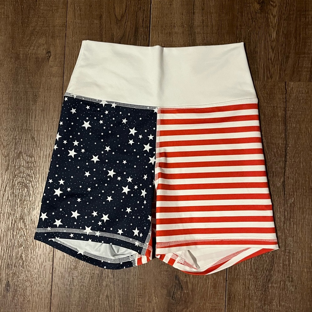 FLEO high waisted shorts (liberty) 4”
